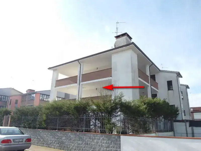 Vendiamo appartamenti trilocali a pochi passi dal mare