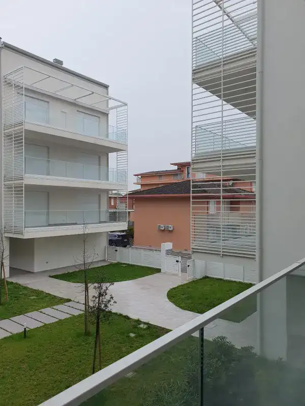 Appartamenti quadrilocali nuova costruzione a pochi passi dal mare