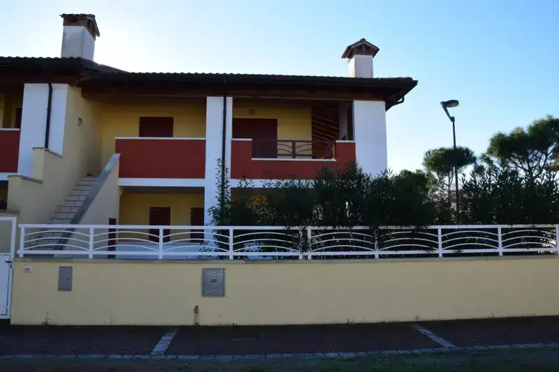 Villa quadrilocale angolare disposta al primo piano a  Lido di Pomposa