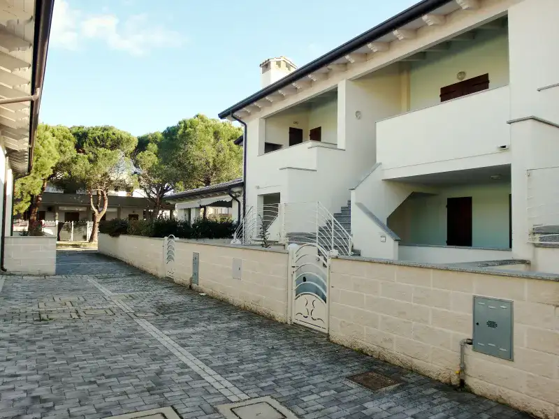 Villetta nuova in vendita lido pomposa al primo piano